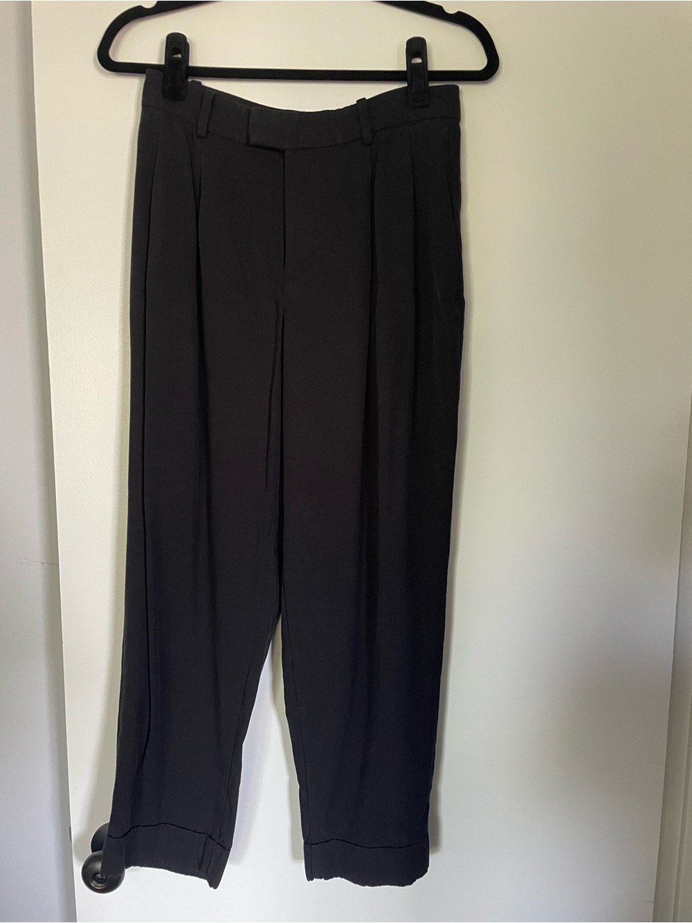 Everlane Lightweight Black Dress Ankle Pants - Classic Pleated Trousers